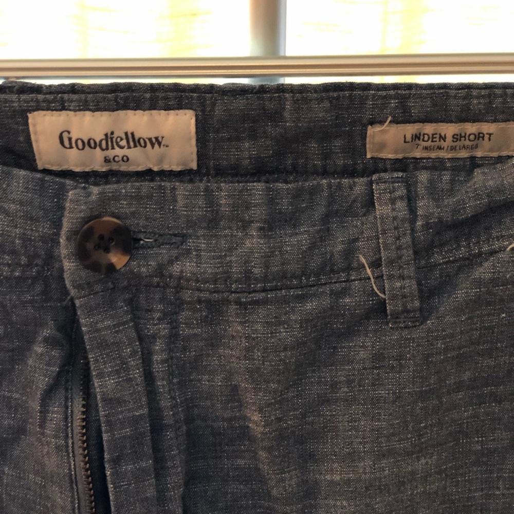 Good Fellow and Co- blue jean linen short
